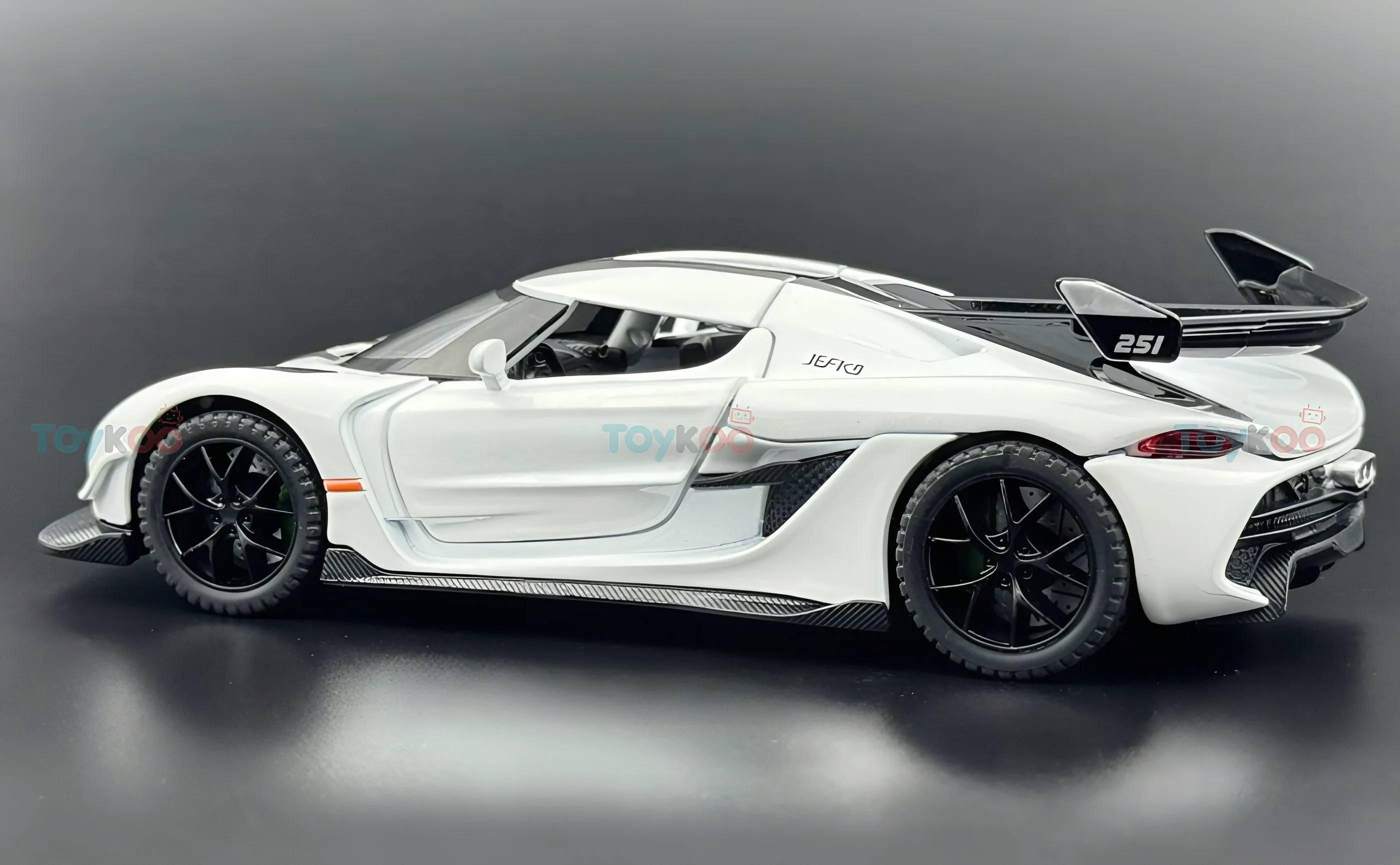 Koenigsegg Jesko 1:24 diecast scale model car collectible