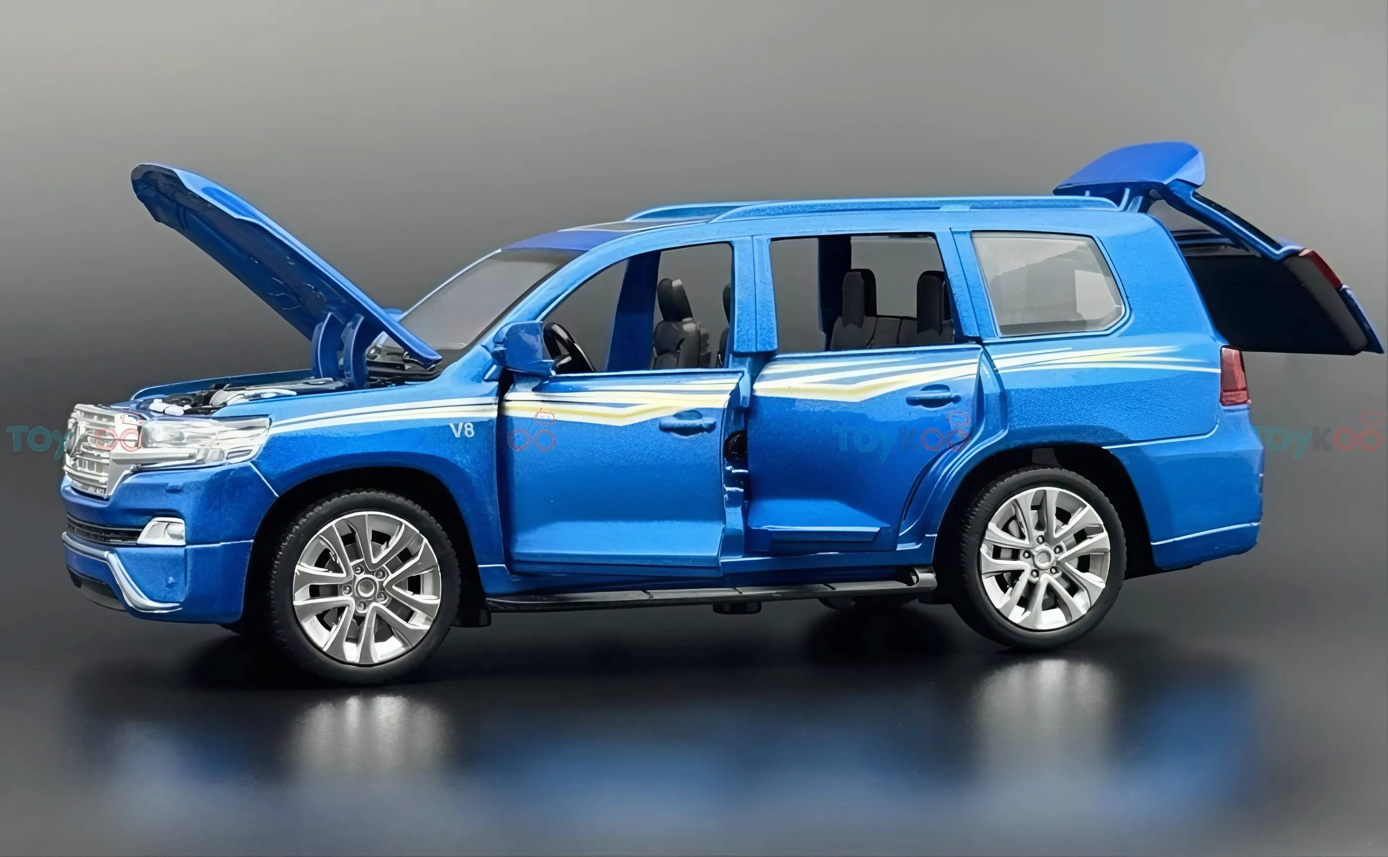 Toyota Land Cruiser LC200 1:24  diecast Scale Model | Assorted Colors