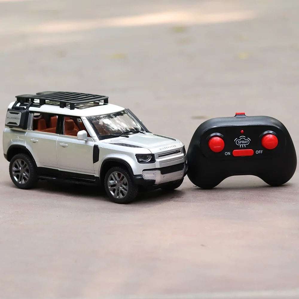 Remote Control Metal Diecast Defender Car with Smoke Effect | Openable Doors & Light | 1:22 Scale